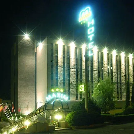 Hotell Maxim