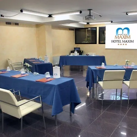 Hotel Maxim 4*